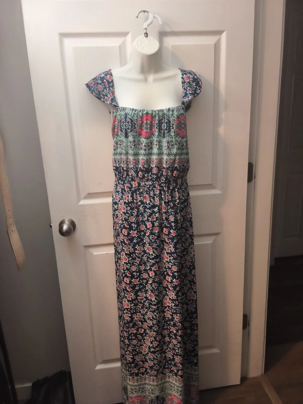 Rickis Navy Floral Maxi Dress with Mint Accent - Picture 13 of 16
